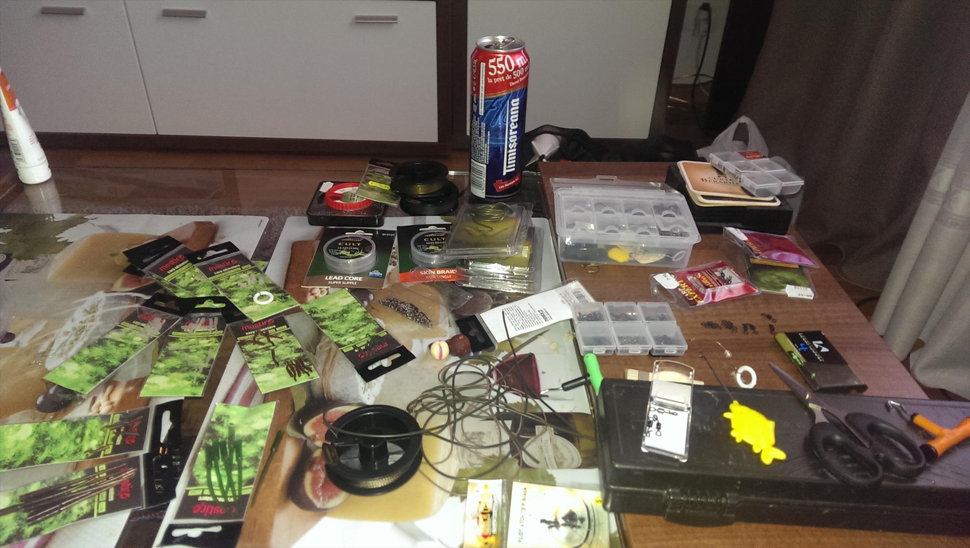 Pregatiri Carpbook ed.II - masa de lucru :)